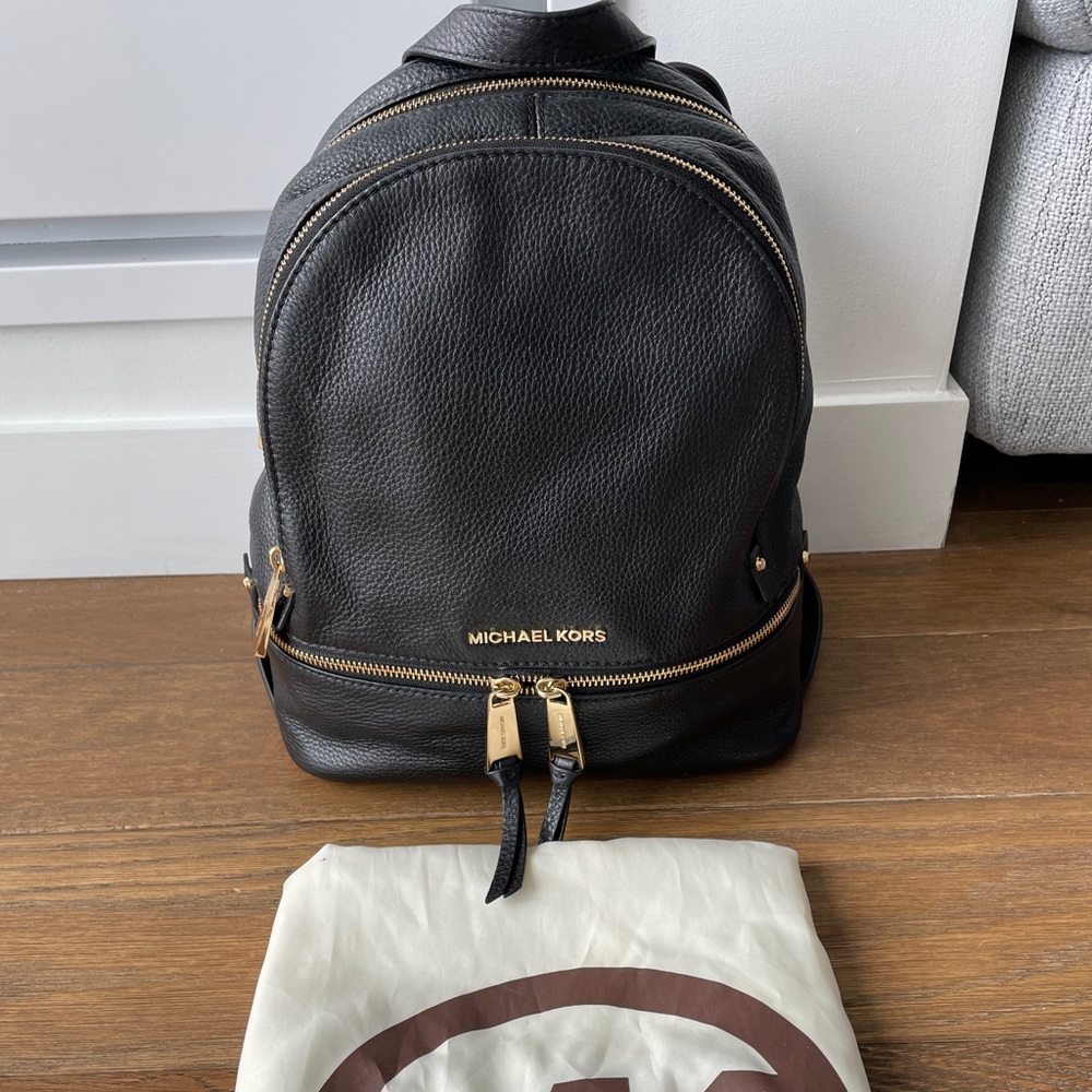 Michael Kors Medium Rhea Backpack